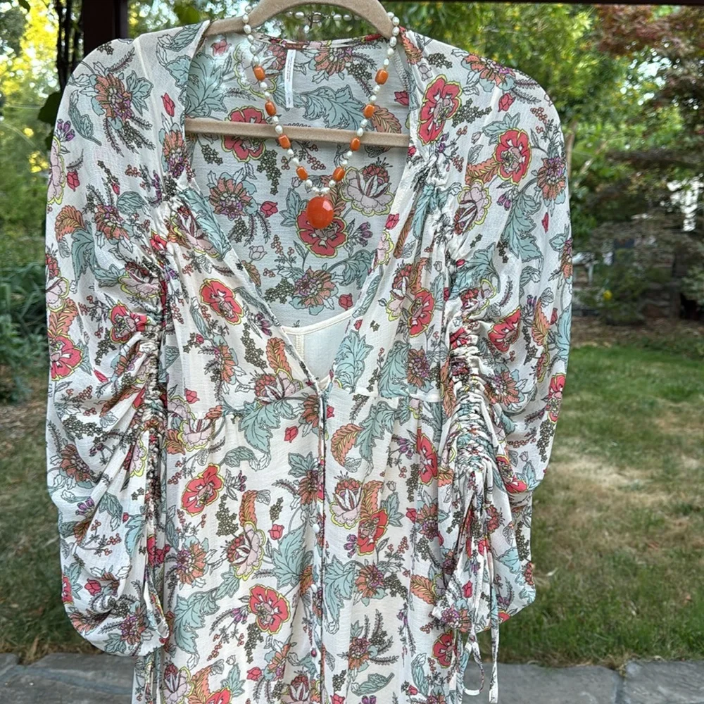 ☮️ Free People; BEAUTIFUL & Romantic “Earthfolk” Floral Maxi Dress in Sz. Small! - Picture 10 of 16